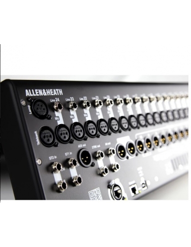 Allen & Heath QU-24C Mixer Digital De 24 Entradas