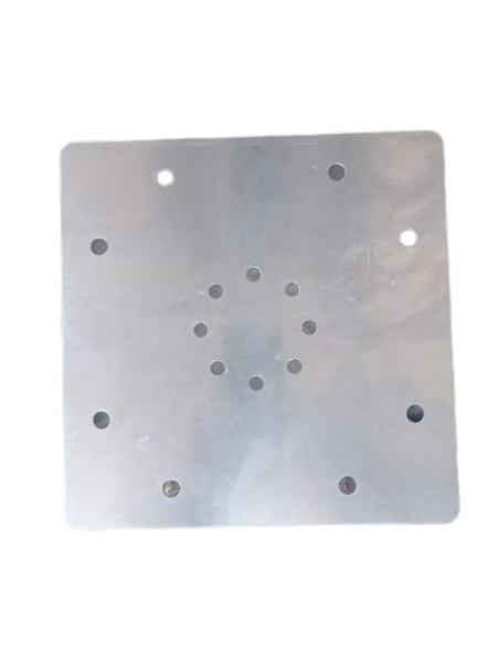 BT-BASE10 BASE ALUMINIO PARA TRUSS 100x100. TAMAÑO 250X250mm