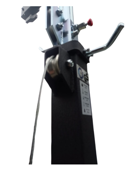 BT-150 TORRE ELEVADORA THOR 150 Kg. CON SOPORTE PARA TRUSS INCLUÍDO.